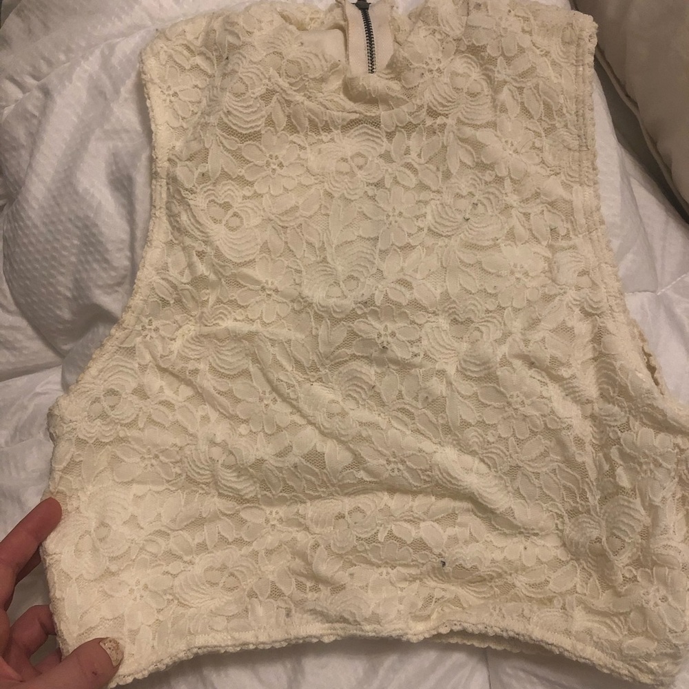 Cropped lace top